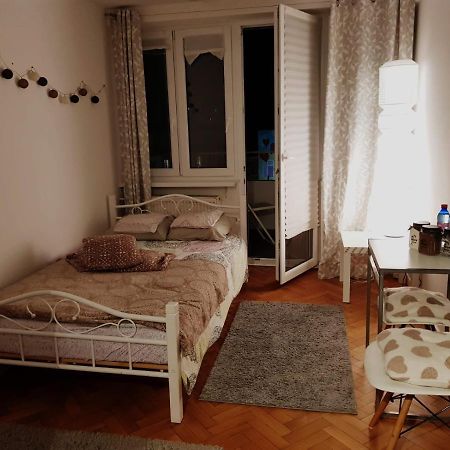 Apartament Plac Trzech Krzyzy Warschau Exterior foto