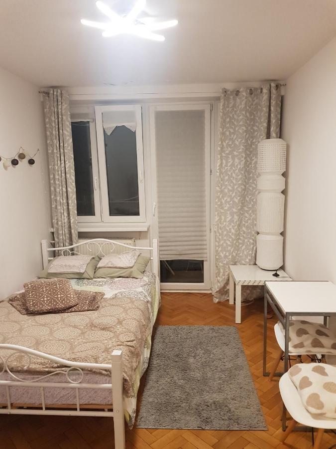 Apartament Plac Trzech Krzyzy Warschau Exterior foto